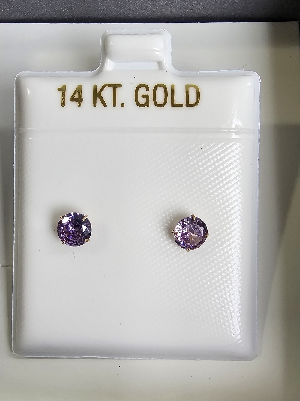 14 KT Gold Purple Amethyst Stud Earrings